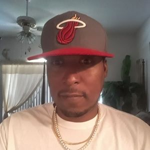 Meet your Posher, Julio